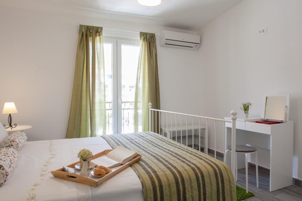Apartment Luka Makarska Esterno foto